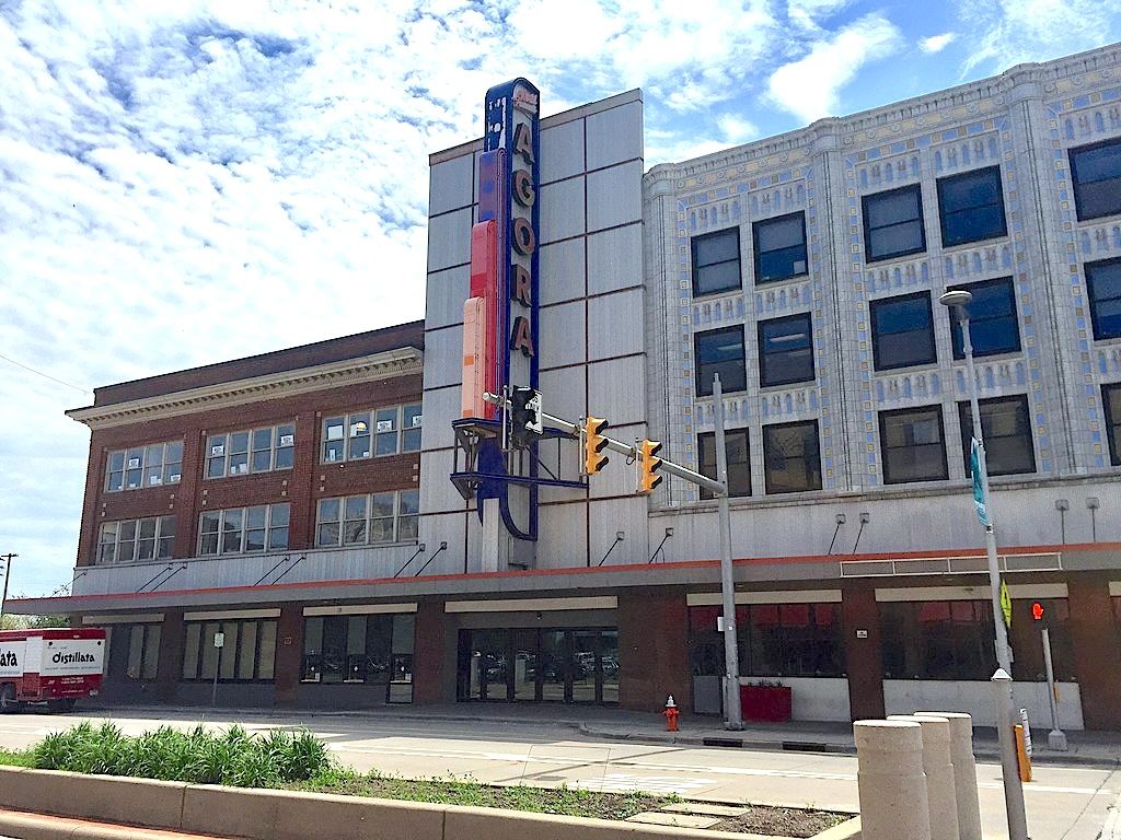 11 Top Hotels in Cleveland near Agora Theater