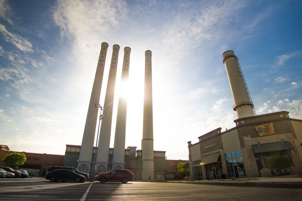 15 Best Hotels in San Antonio near Quarry Market