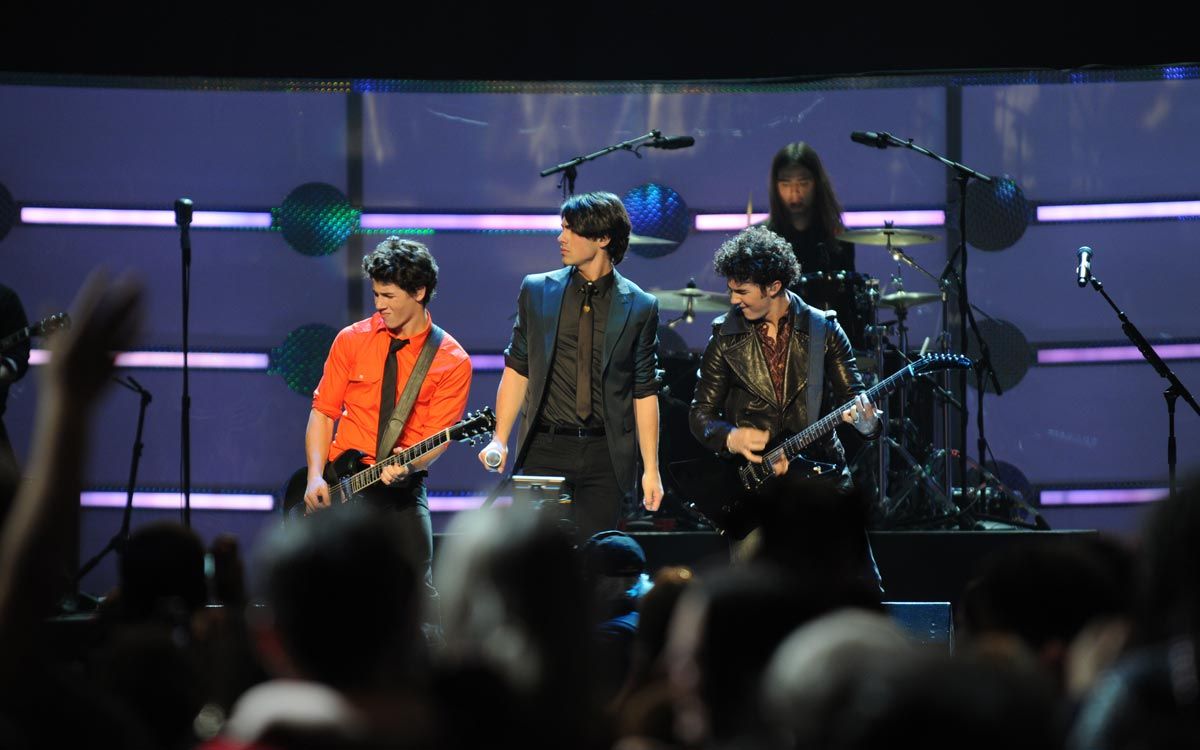 15 Top Hotels near Jonas Brothers Concert 2025 in Las Vegas