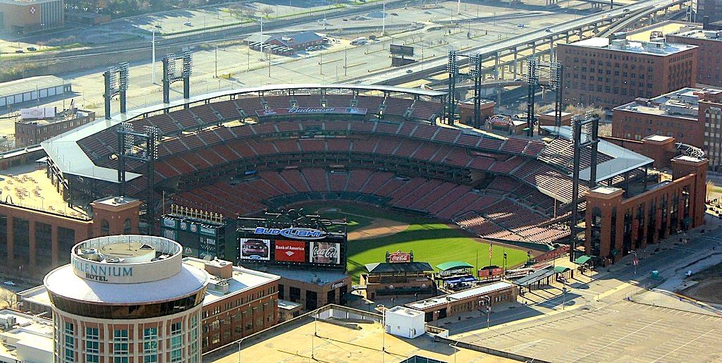 3 Top Hotels in St Louis near Busch Stadium with Shuttle