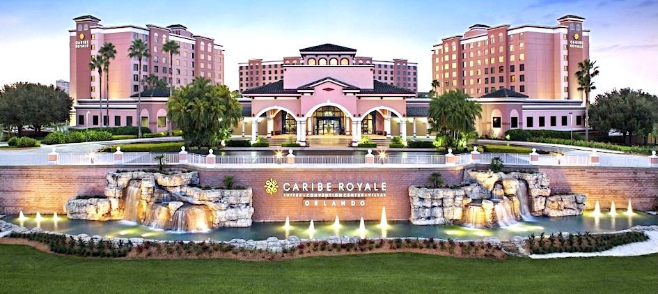 Find the best hotels near your favorite destinations Image