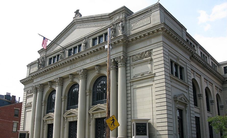 15 Best Hotels in Cincinnati near Memorial Hall