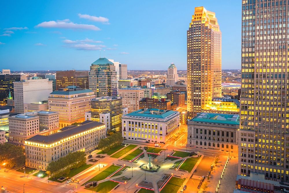14 Top Hotels in Cleveland near Carnegie Avenue