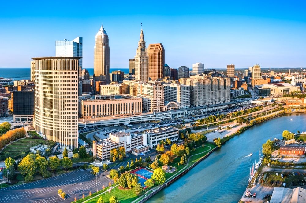 15 Top Hotels in Cleveland near Metrohealth Medical Center