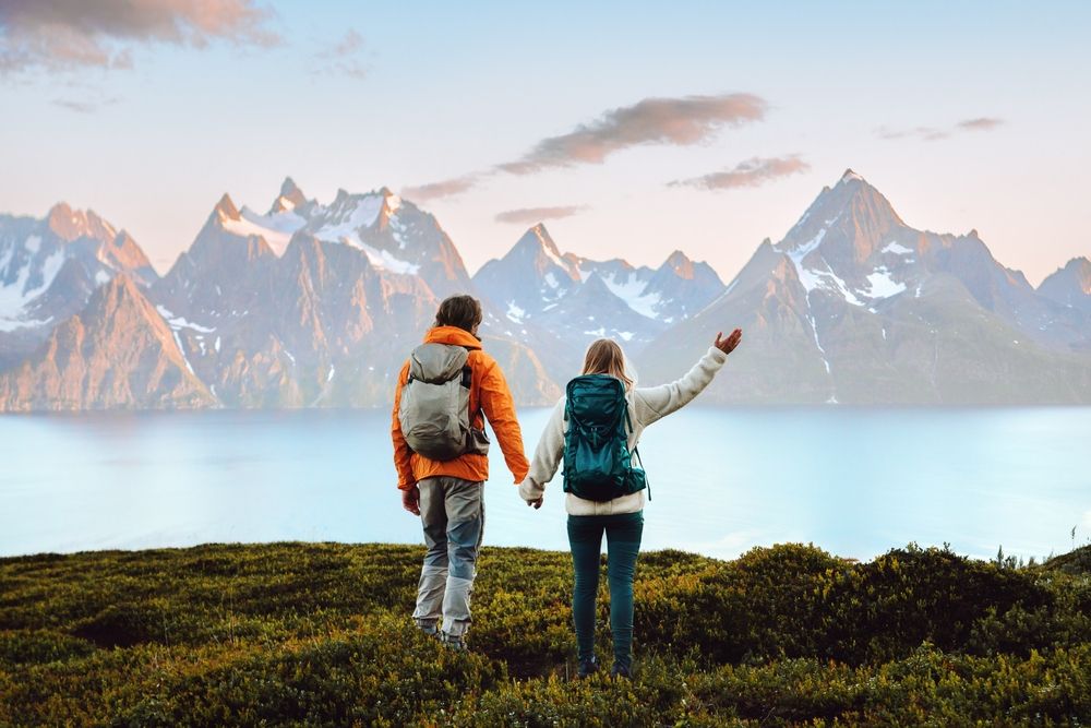 Find the best hotels near your favorite destinations Image