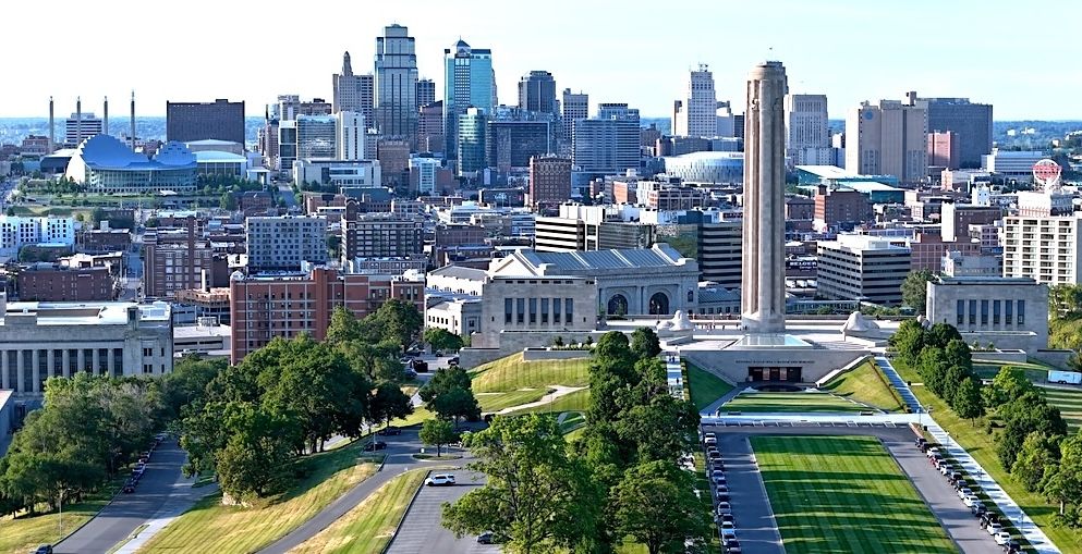 15 Best Hotels in Kansas City near Crossroads