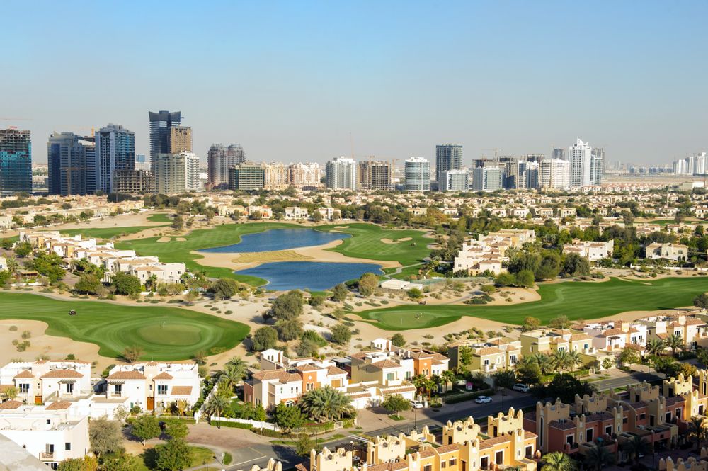 Find the best hotels near your favorite destinations Image
