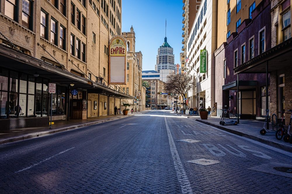 13 Top Hotels in San Antonio near Houston Street
