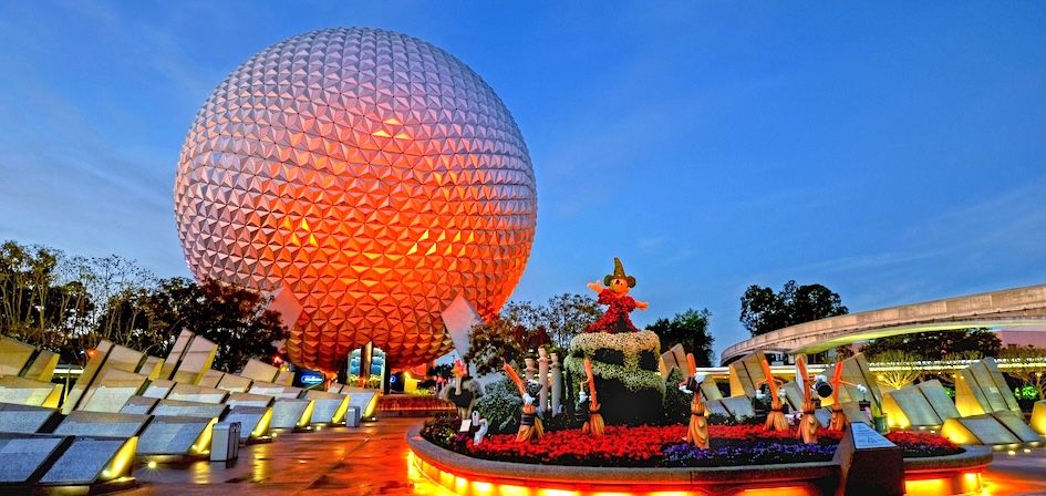 Find the best hotels near your favorite destinations Image