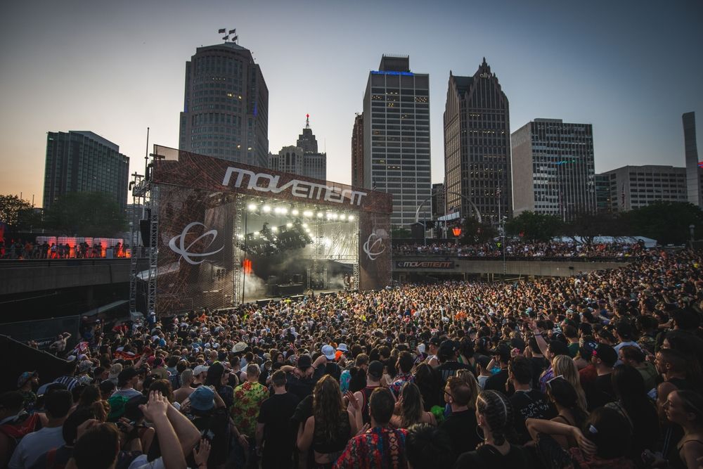 15 Best Hotels in Detroit near Movement Electronic Music Festival