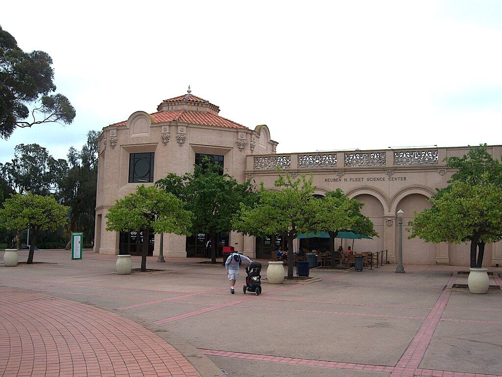 14 Best Hotels near Fleet Science Center San Diego