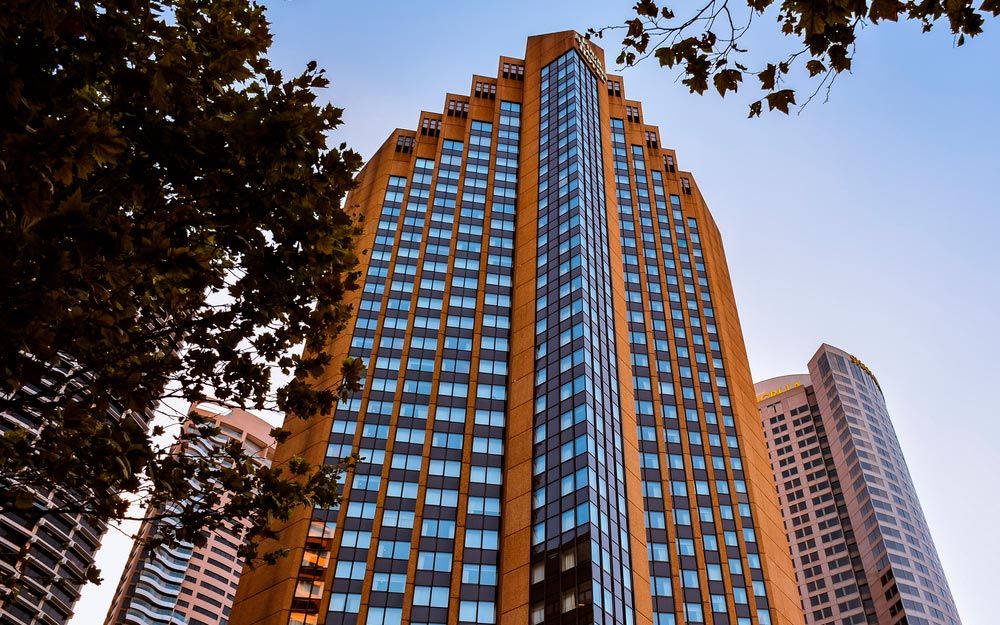 Find the best hotels near your favorite destinations Image