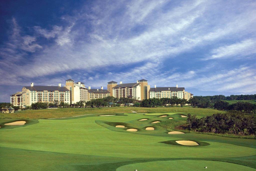 11 Top Hotels near TPC San Antonio