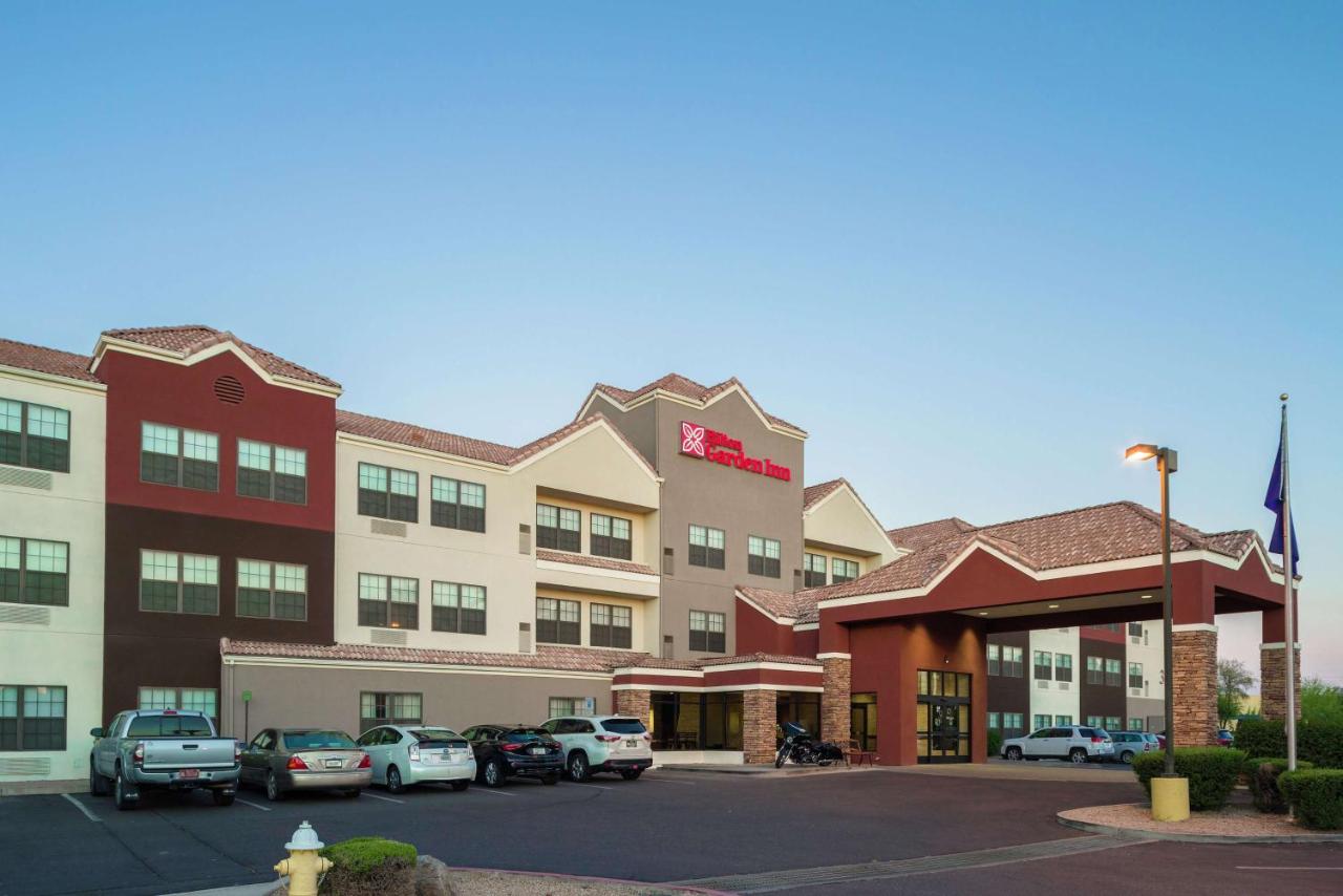 13 Best Hotels near Phoenix Airport (PHX) with Free Parking