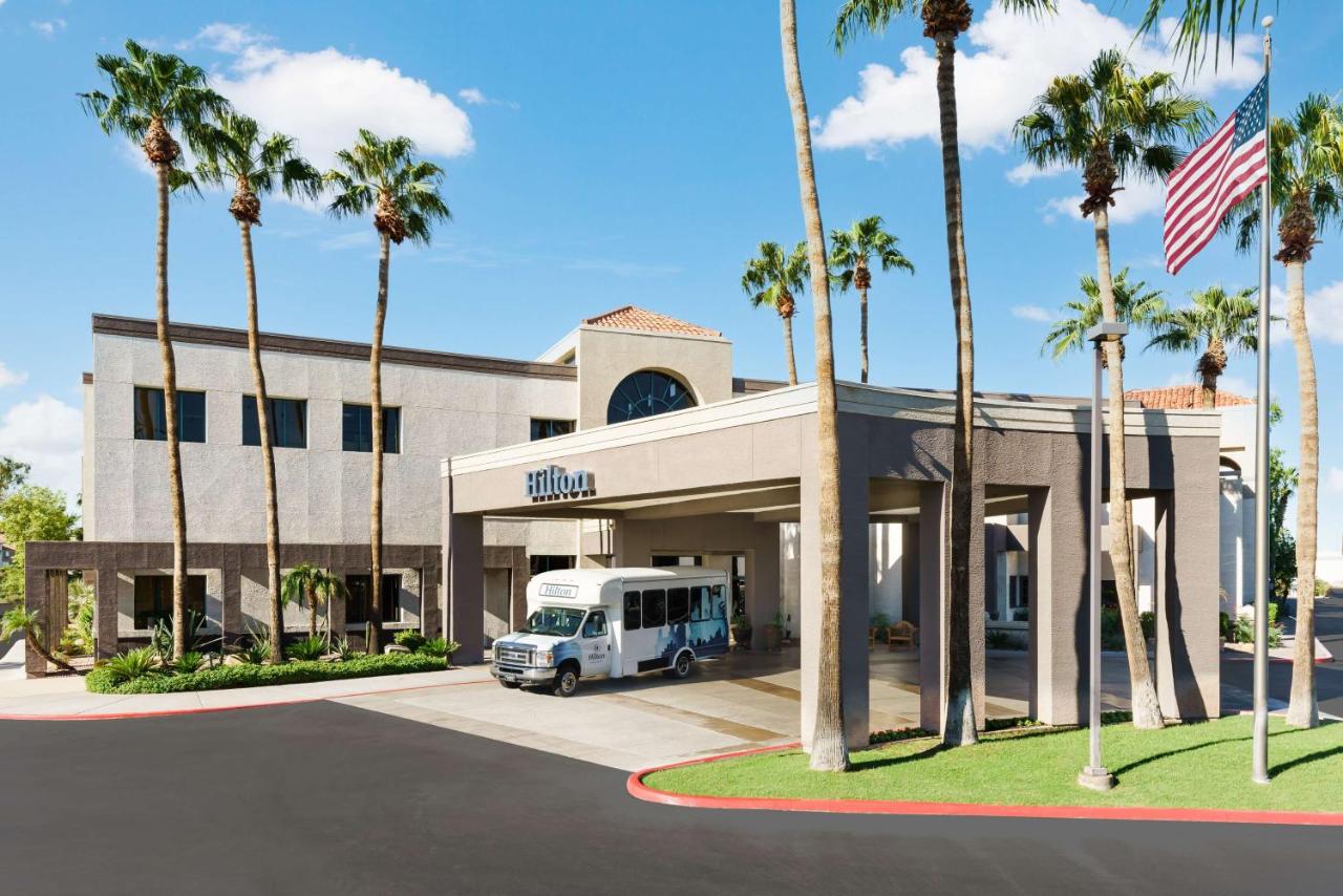 15 Best Hotels near Phoenix Sky Harbor Airport with Free Shuttle Service