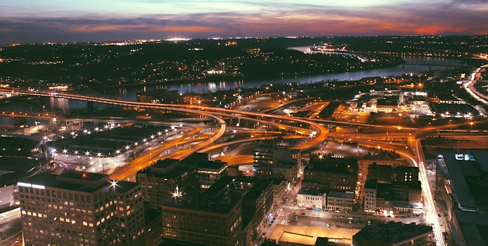 Find the best hotels near your favorite destinations Image