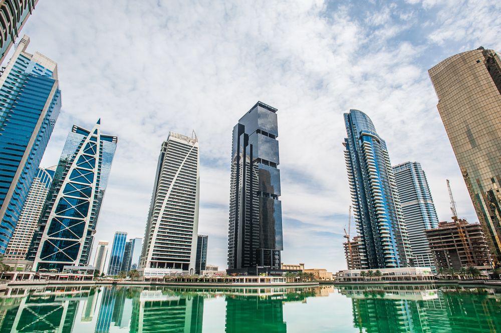 Find the best hotels near your favorite destinations Image