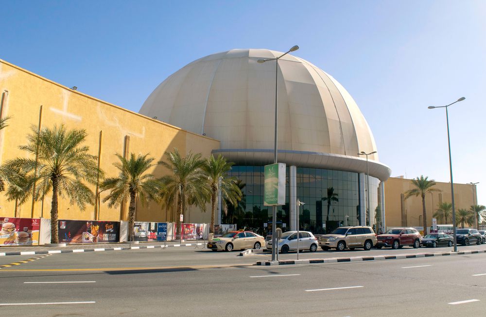 5 Best Hotels near Dubai Outlet Mall