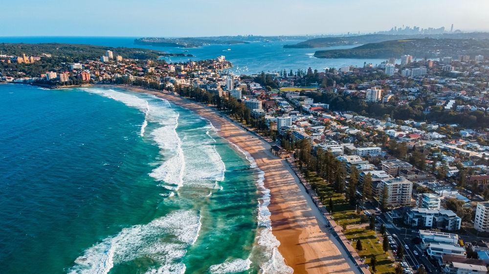 Find the best hotels near your favorite destinations Image