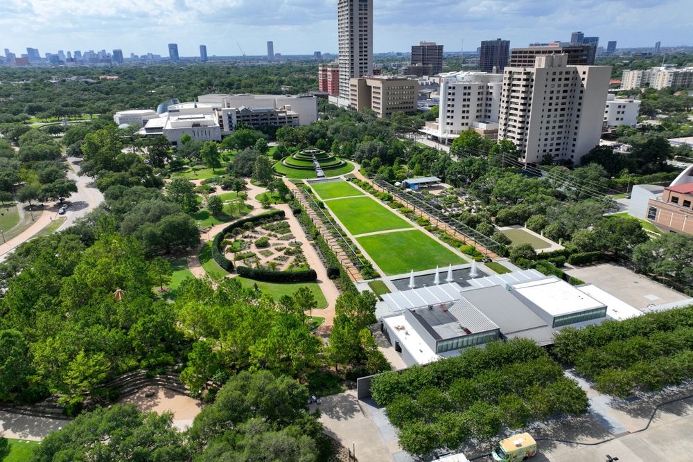 14 Best Hotels near Hermann Park Houston