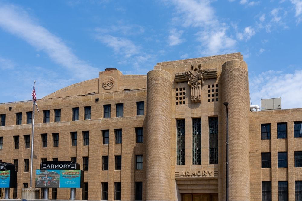 15 Best Hotels in Minneapolis near the Armory