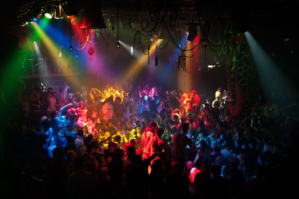15 Best Hotels near Baltimore Soundstage