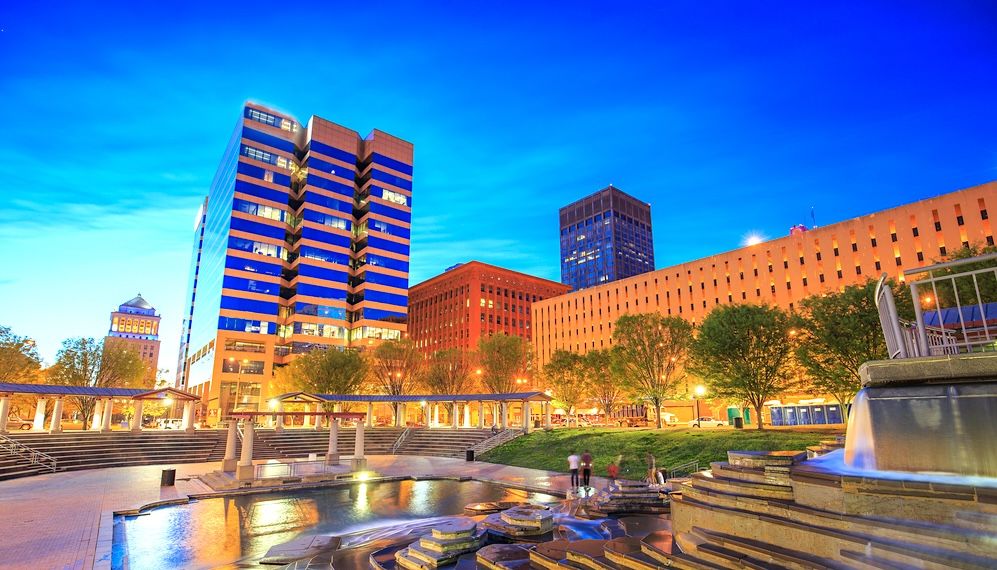 15 Top Hotels in St Louis near Peabody Building