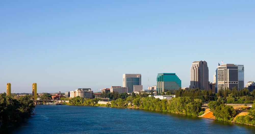 9 Best Hotels in Sacramento near La Riviera