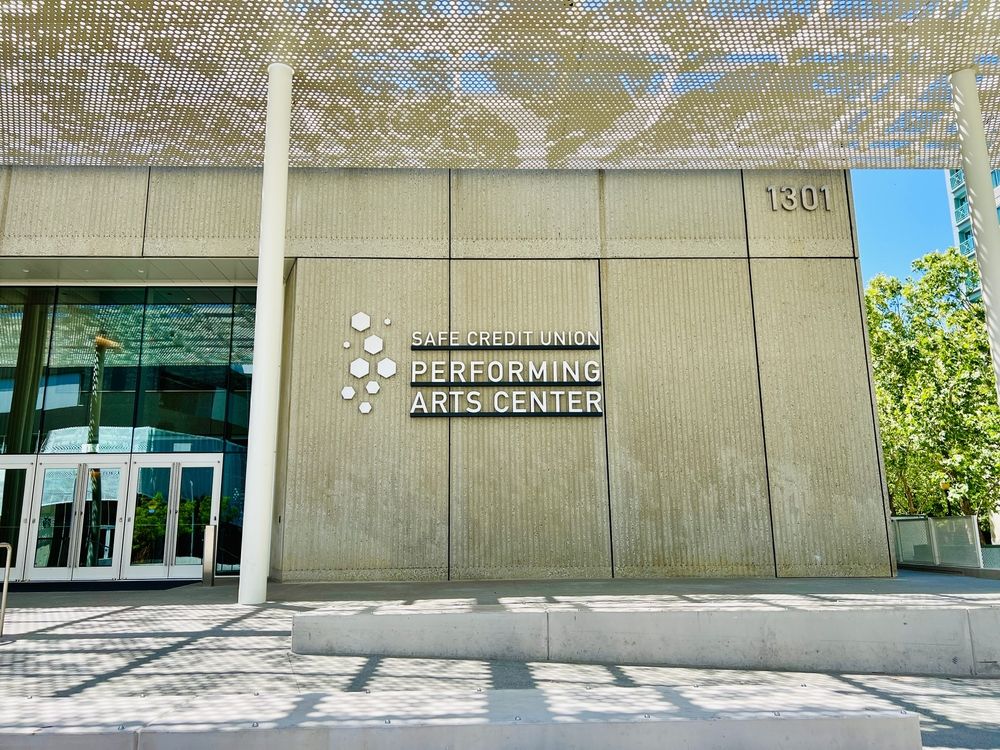 15 Best Hotels near Safe Credit Union Convention Center