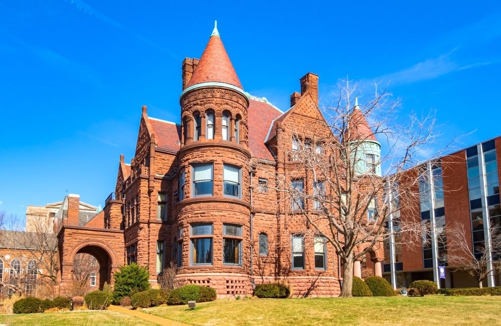 3 Top Hotels near St Louis University with Shuttle