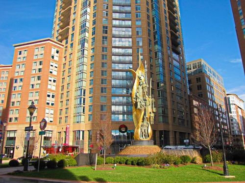 12 Best Hotels in Baltimore near Harbor East