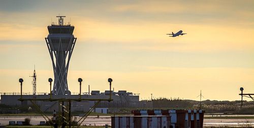 6 Best Hotels near Barcelona Airport with Free Shuttle
