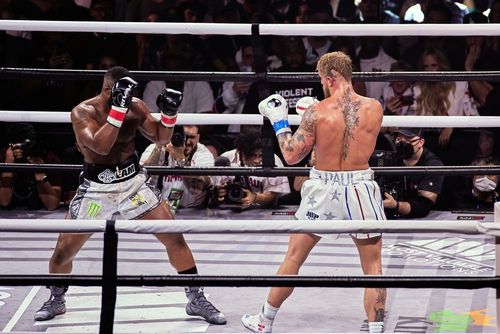 14 Top Hotels in Las Vegas near Boxing Matches