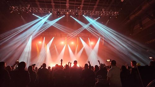 15 Best Hotels near Randy Travis Concert in Nashville 2025