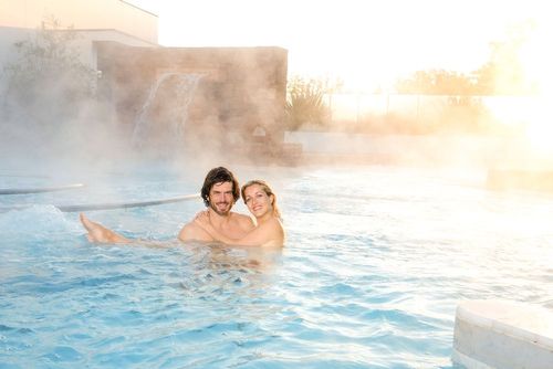 15 Top Hotels in Winnipeg near Thermea Spa