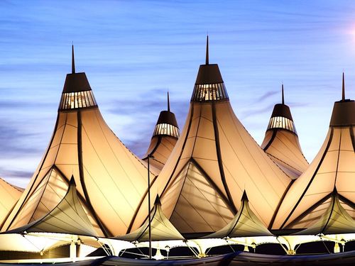 15 Top Hotels near Denver Airport with Parking