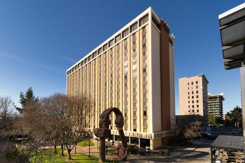 15 Cheap Hotels near Golden 1 Center Sacramento