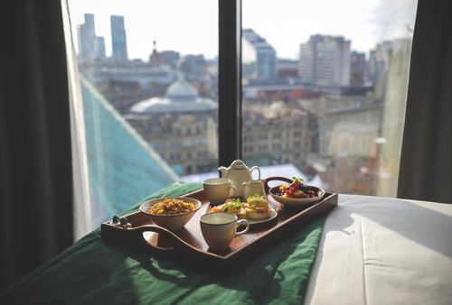 15 Best Hotels in Manchester with Room Service