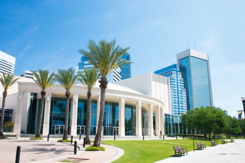 7 Best Hotels near Jacksonville Center for the Performing Arts