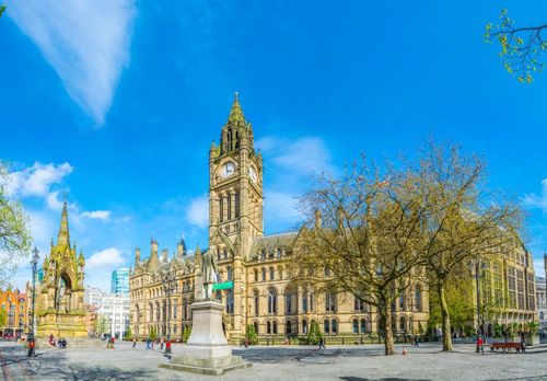 15 Best Hotels in Manchester near Town Hall