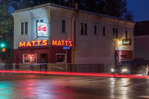 15 Best Hotels in Minneapolis near Matt's Bar