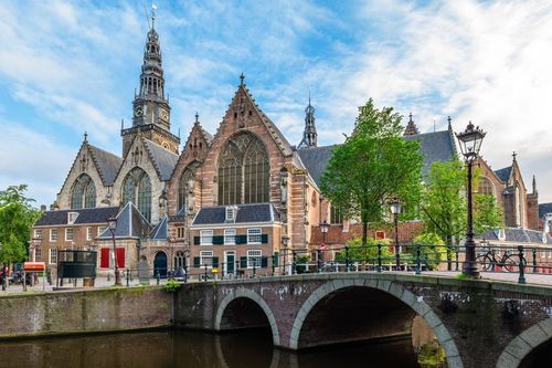 15 Best Hotels near Oude Kerk Amsterdam 