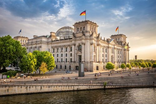 15 Best Hotels near Berlin Reichstag