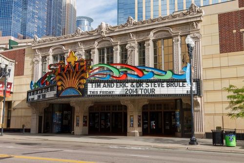 14 Best Hotels in Minneapolis near State Theater