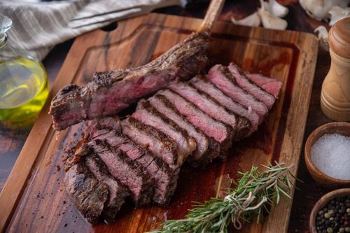 15 Best Hotels near Nusr-et Steakhouse Dubai