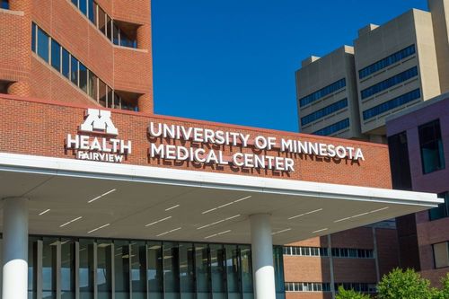 13 Best Hotels in Minneapolis near Fairview Hospital