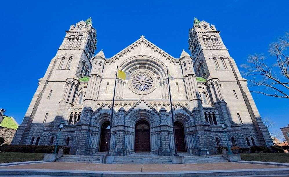 15 Top Hotels in St Louis near Cathedral Basilica