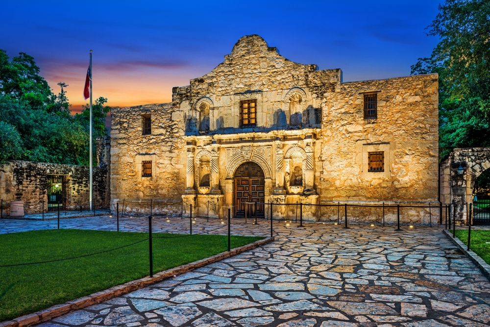 15 Top Hotels in San Antonio near Alamo