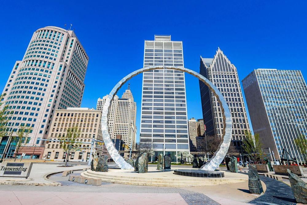 15 Top Hotels in Detroit near Hart Plaza