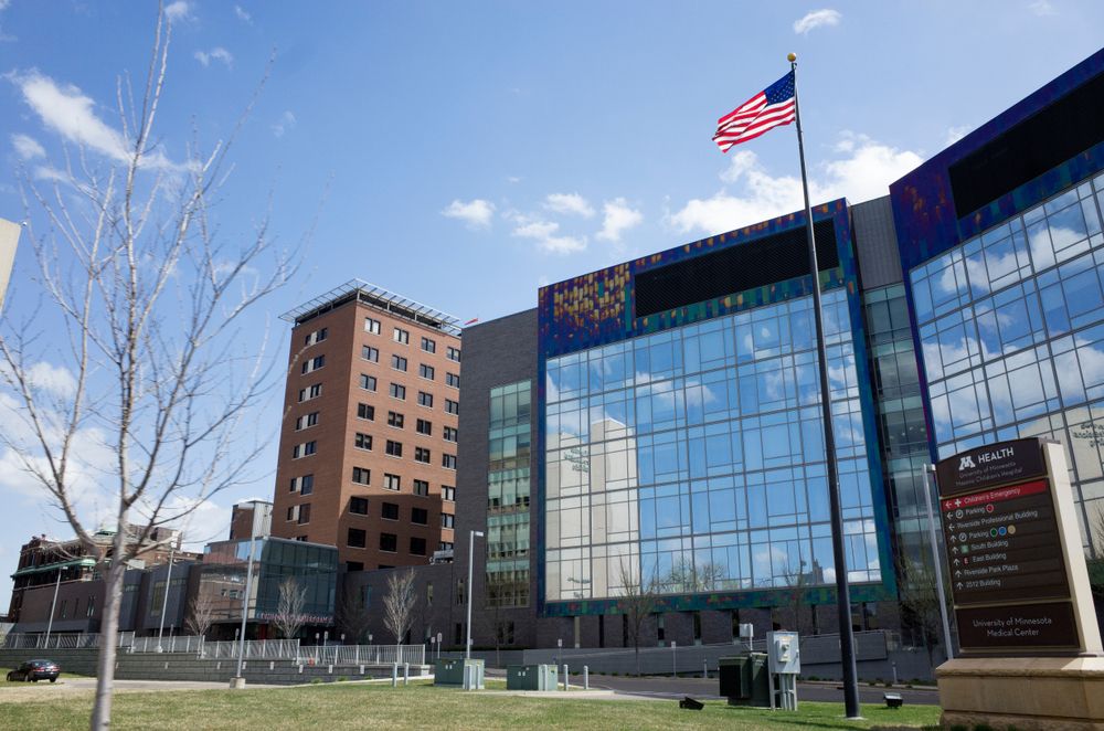 15 Top Hotels in Minneapolis near Masonic Children's Hospital